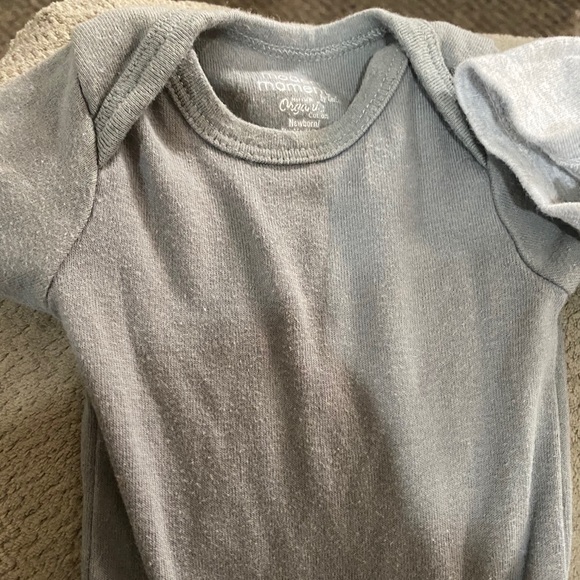 Newborn size gray onesies - Picture 2 of 4